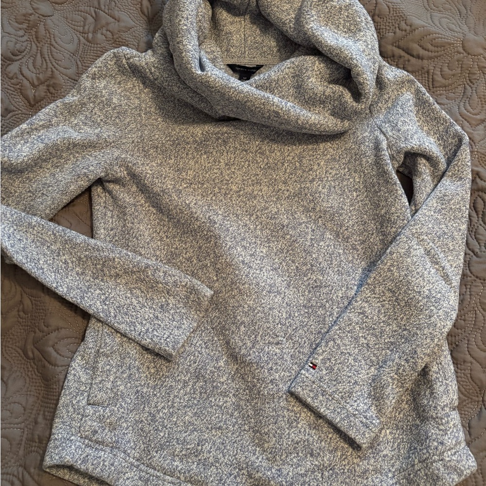 Tommy Hilfiger sweatshirt with cowl neck